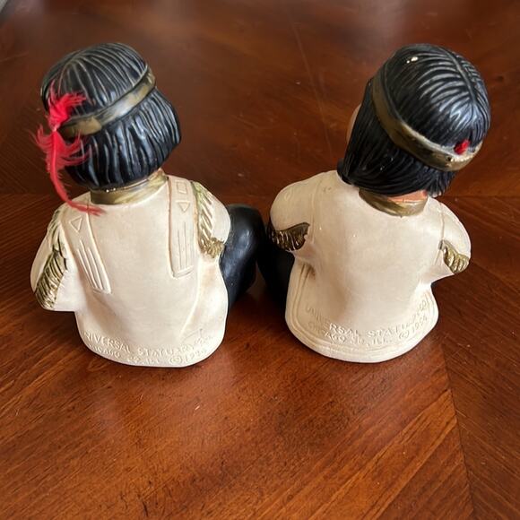 Vintage 1954 Pair of Native American Statues Universal Statuary Co Chicago - Picture 2 of 10